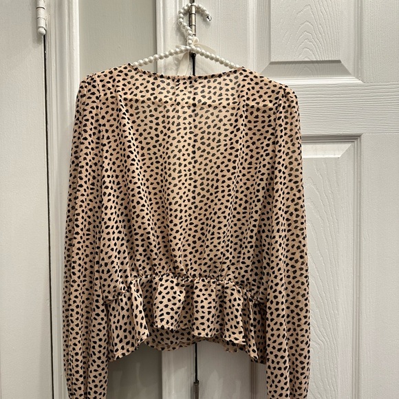 Fashion Nova Taupe Colored Blouse - Picture 5 of 7